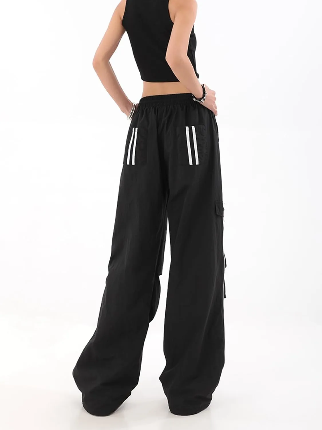 Baggy Parachute Pants for Womens Wide Leg Cargo Pants Y2k with Pockets Boyfriend Harajuku Streetwear Goth