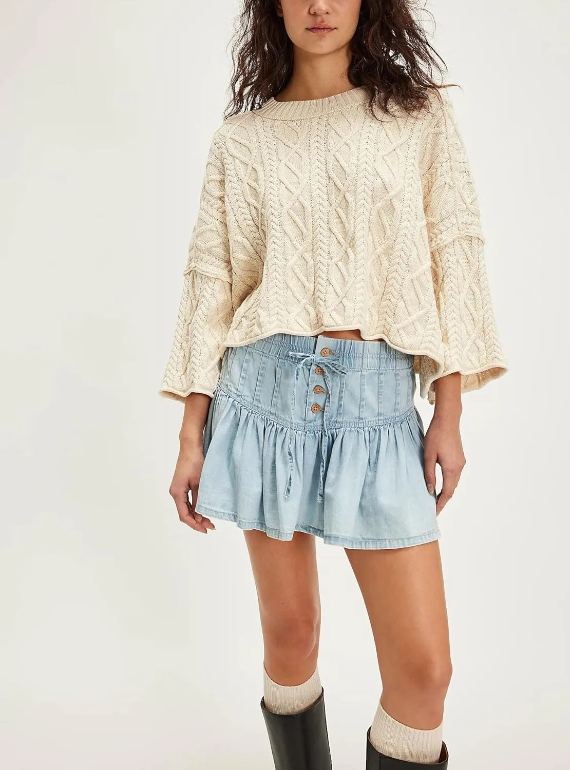 chouyatou Women's Denim Pleated A Line Mini Skirt High Elastic Waisted Button Ruffle Jean Short Skirt