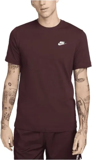 Nike Sportswear Club Men's T-Shirt (Burgundy Crush, AR4997-652) Size Medium
