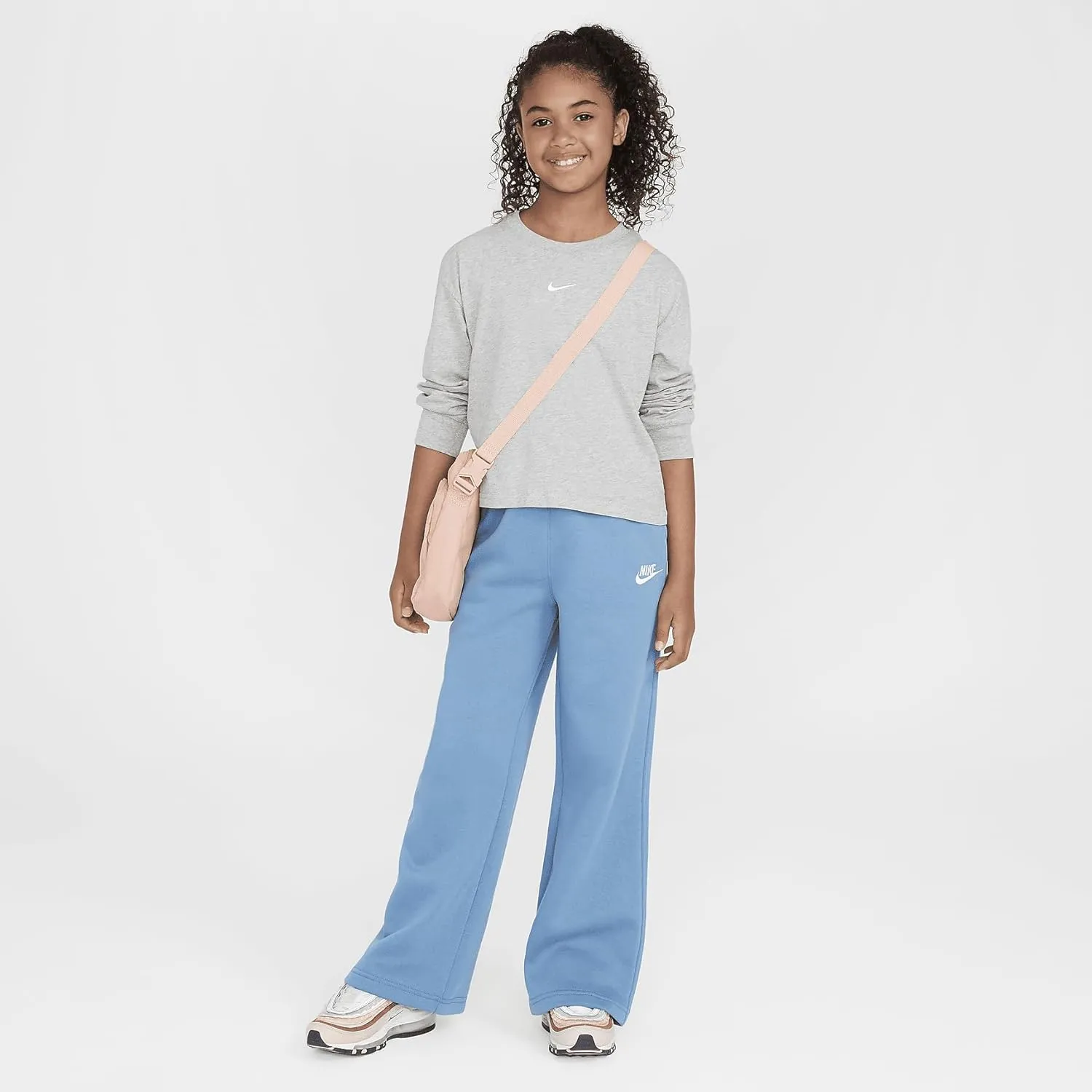Nike Sportswear Essential Big Kids' (Girls') Long-Sleeve T-Shirt (Dark Grey Heather, FZ5535-063)