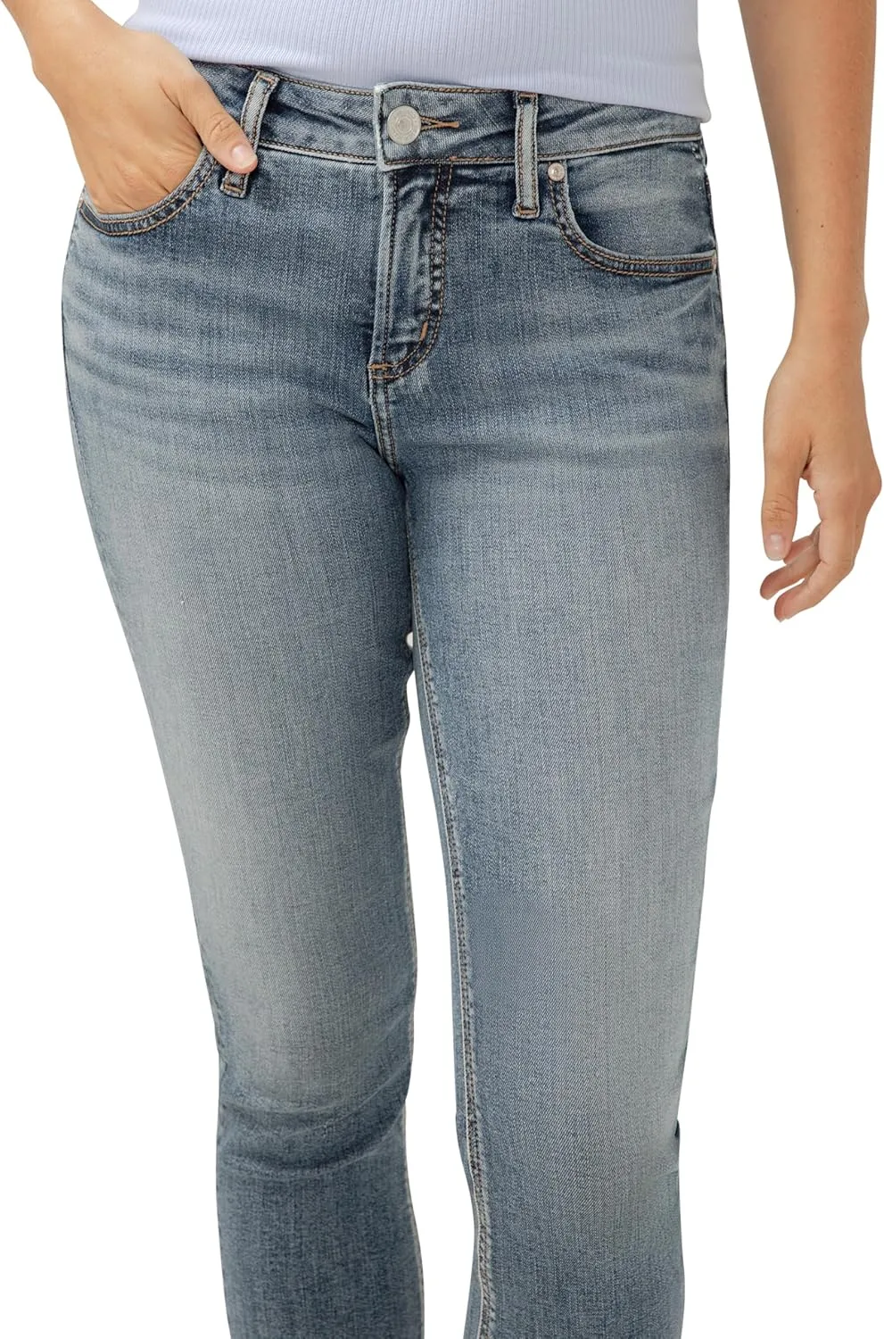 Silver Jeans Co. Women's Elyse Mid Rise Comfort Fit Capri Jeans