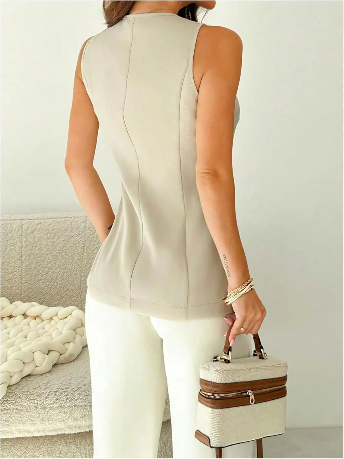 Verdusa Women's Button Down V Neck Blazer Vest Split Sleeveless Tops